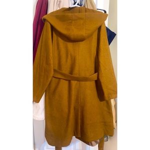 Woman’s Peacoat size 4X